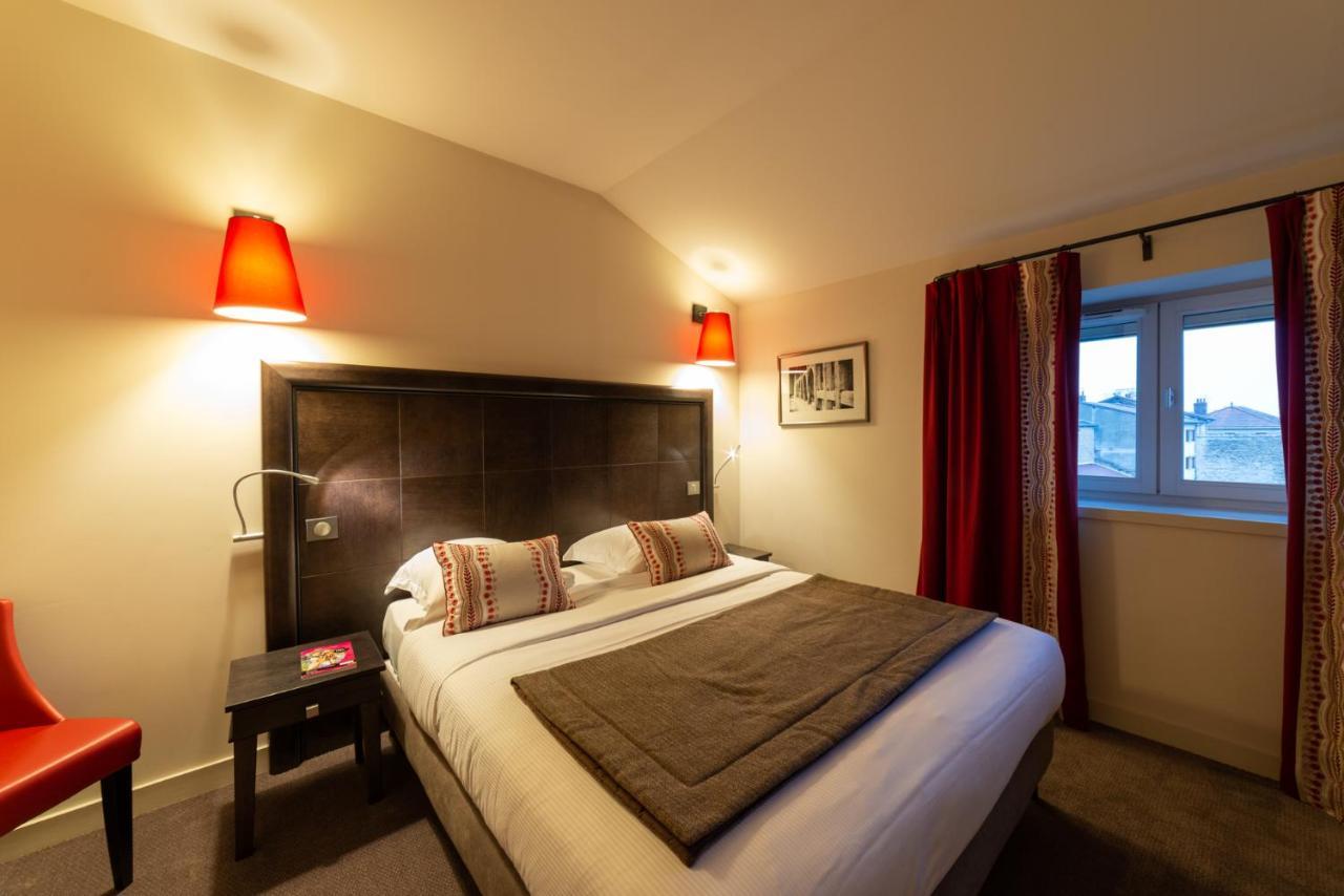 Hotel Le Griffon D'Or بور أو بريس المظهر الخارجي الصورة
